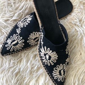 Like New W Box Esprit Slip On Espadrilles 9